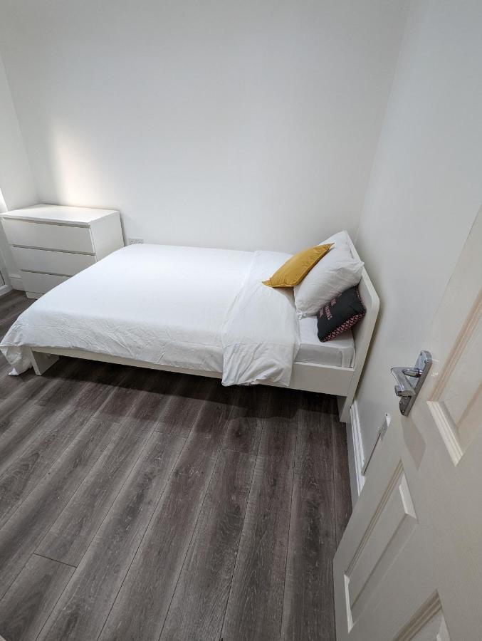 Mile End- Prime Location Hotel London Exterior photo